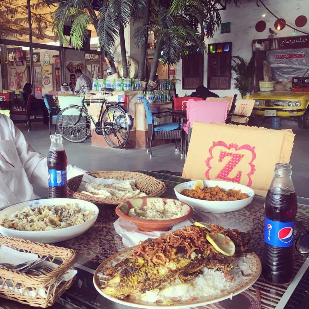 مطعم زقرت 