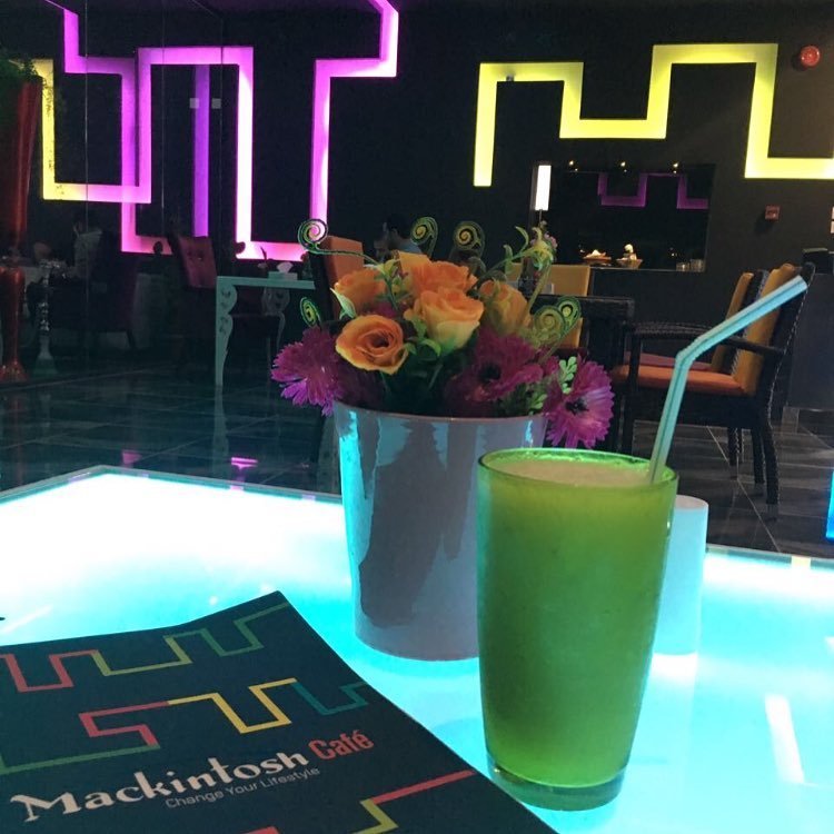 مقهى ماكنتوش- Mackintosh Cafe(الاسعار + المنيو +الموقع)