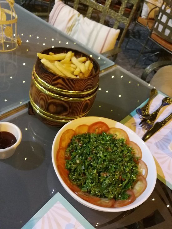 ناندو أمواج البحرين