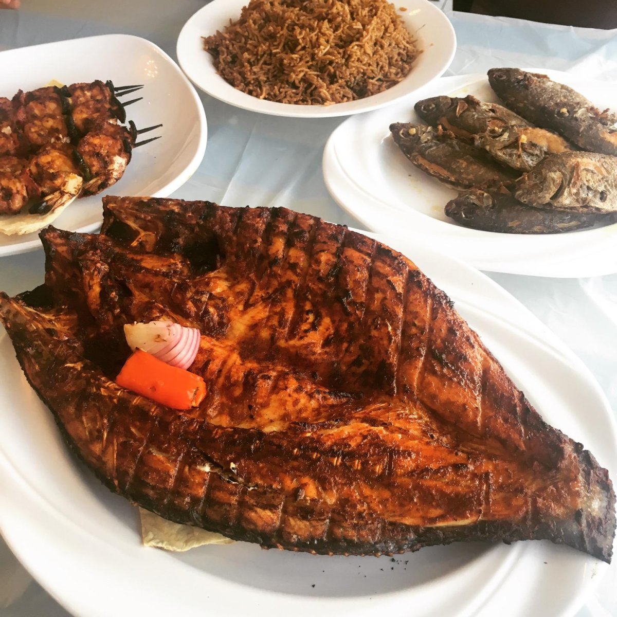 مطعم الجالبوت فى البحرين (الأسعار + المنيو + الموقع )