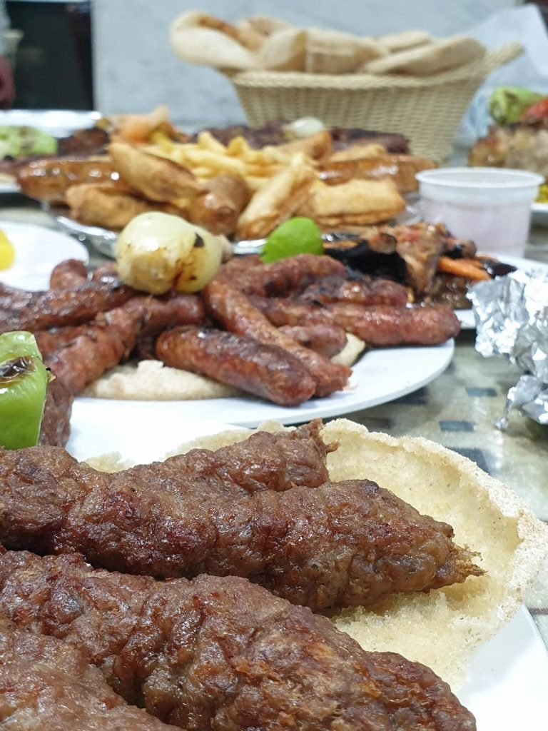 مطعم الحاتي ميدان حولي