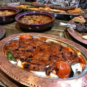 النجمة التركية البحرين