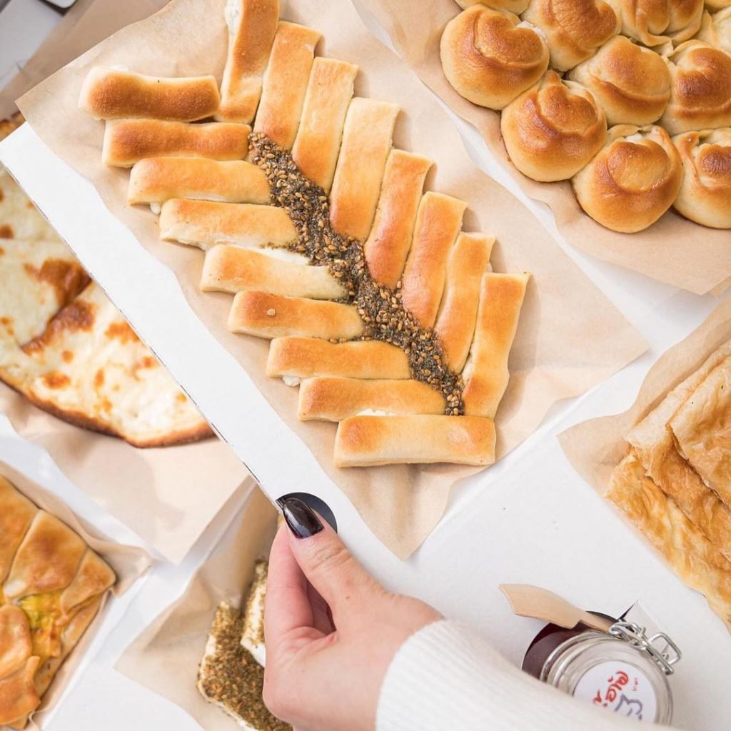 مطعم الزعيم الذهبي