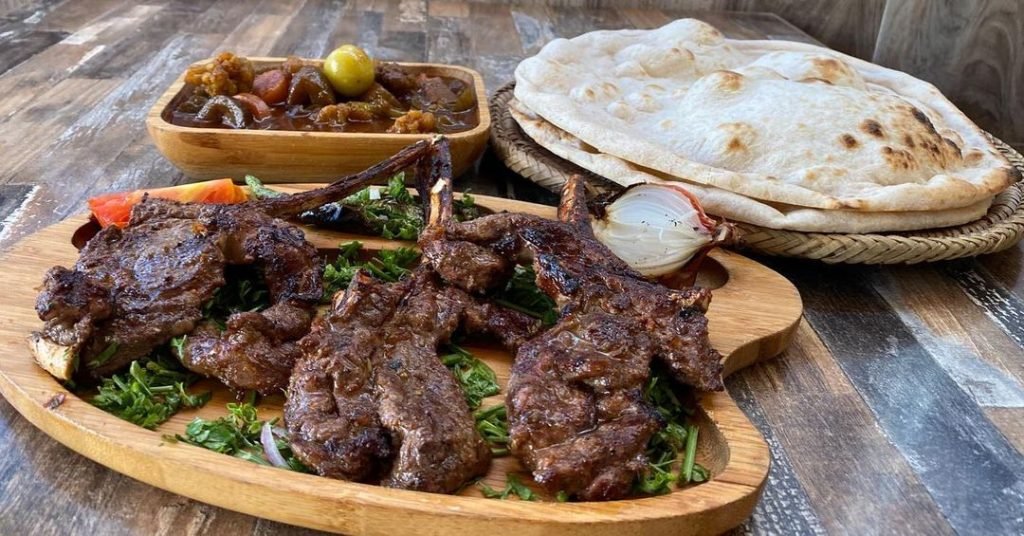 مطعم حجي حسين للمشويات العراقيه الكويت