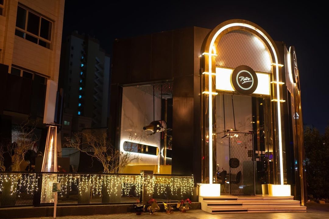 مطعم ريترو كريشنز السالمية (الاسعار +المنيو +الموقع)