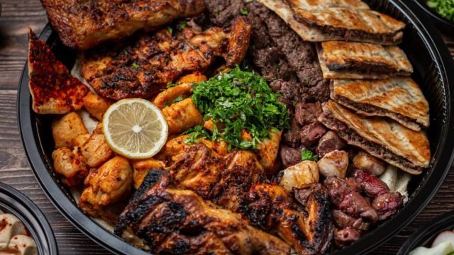مطعم سندويش ونص الكويت (الاسعار +المنيو +الموقع)